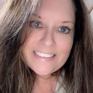 Meet your Posher, Deanna